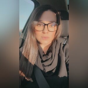 Meet your Posher, Vanessa